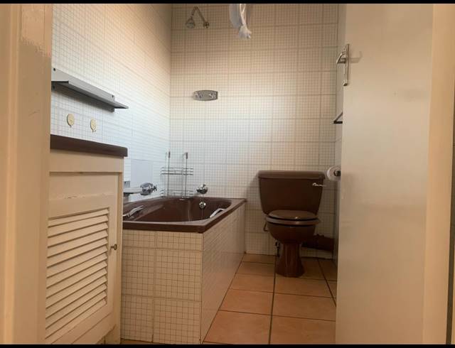 2 bed property to rent in POLLAK PARK